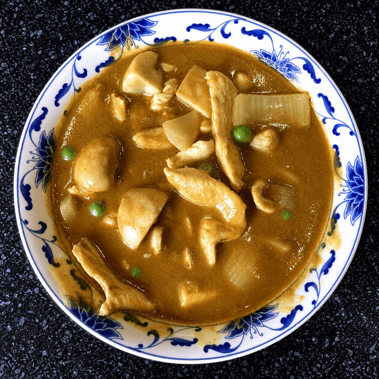 Curry chicken meal deal at New Wok’s Cooking